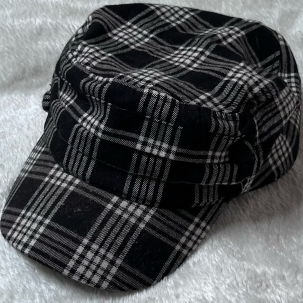 COPY - NEWSBOY CAP HAT One Size